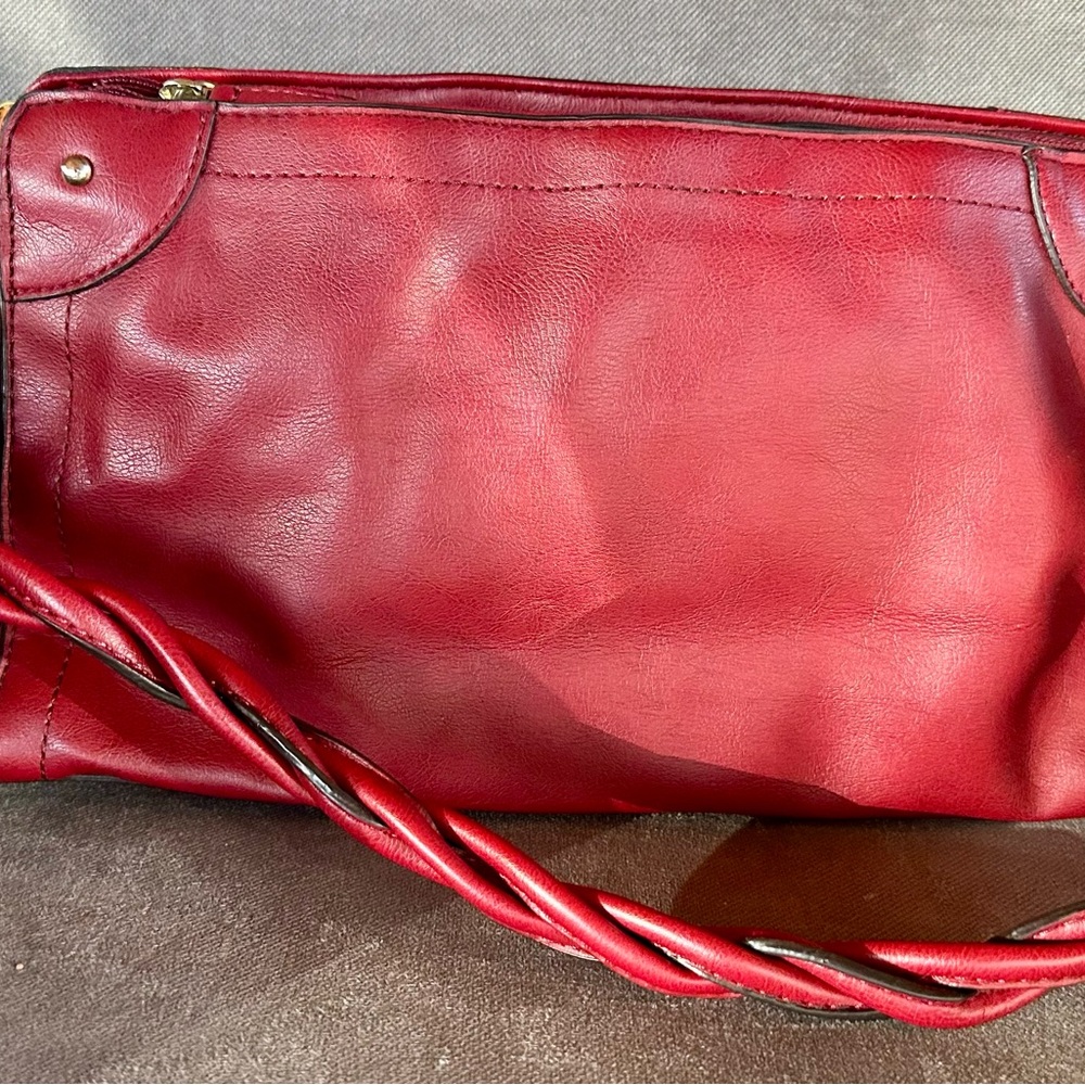 Relic Red Leather Shoulder Bag